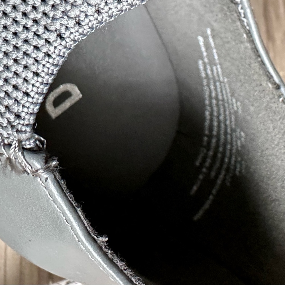 DKNY Angie slip- on Wedge Sneaker SZ 8 - Picture 8 of 10